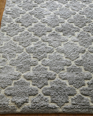 Exquisite Rugs Lux Look 5189 Silver Area Rug Detail Image