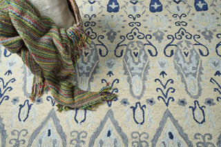 Exquisite Rugs Sarasota 5250 Ivory Area Rug Lifestyle Image Feature