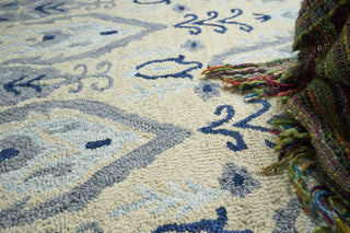 Exquisite Rugs Sarasota 5250 Ivory Area Rug Lifestyle Image Feature