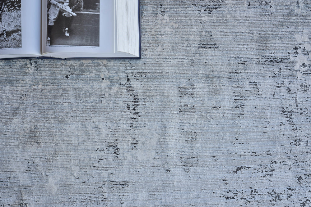 Exquisite Rugs Intrigue 5264 Gray/Ivory/Blue Area Rug by The Met Lifestyle Image Feature