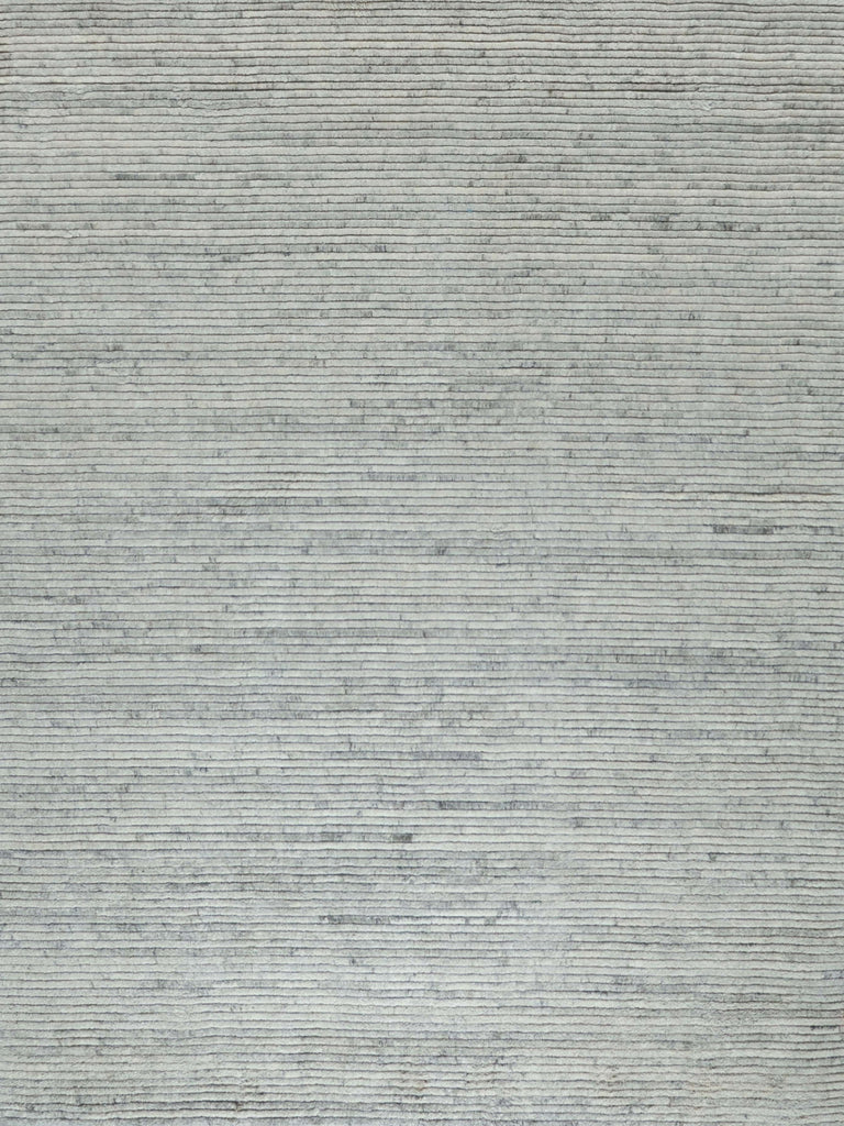 Exquisite Rugs Kaza 5303 Ivory/Gray Area Rug main image