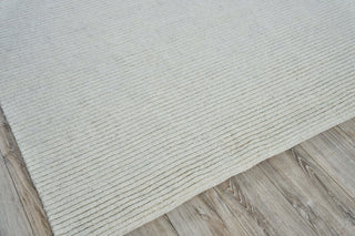 Exquisite Rugs Kaza 5304 Ivory Area Rug Corner Image