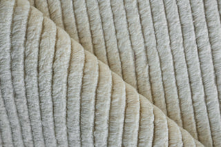 Exquisite Rugs Kaza 5304 Ivory Area Rug Pile Image