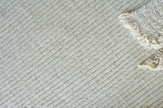 Exquisite Rugs Kaza 5304 Ivory Area Rug Lifestyle Image Feature