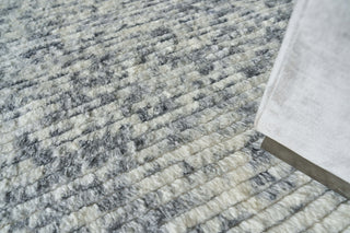 Exquisite Rugs Kaza 5305 Ivory/Light Gray Area Rug Lifestyle Image Feature