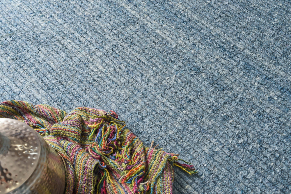 Exquisite Rugs Kaza 5364 Blue Area Rug Lifestyle Image Feature