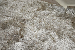 Exquisite Rugs Sumo Shag 5380 Light Beige Area Rug by The Met Detail Image