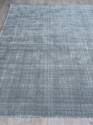 Exquisite Rugs Serena 5401 Black Area Rug by The Met Closeup Image