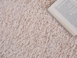 Exquisite Rugs Sumo Shag 5403 Pink Area Rug Detail Image