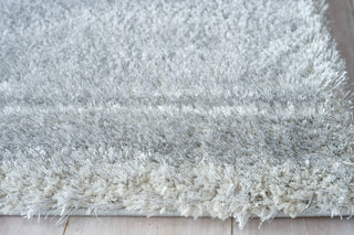 Exquisite Rugs Luxe Shag 5482 Silver Area Rug Closeup Image