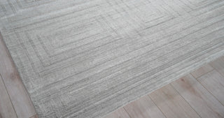 Exquisite Rugs Castelli 5627 Light Gray Area Rug Corner Image