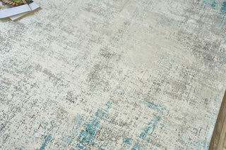 Exquisite Rugs Mercuri 5664 Silver/Blue Area Rug by The Met Detail Image