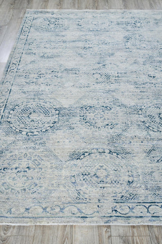 The Met X Exquisite Rugs Vintage Looms 5674 Light Blue/Blue Area Rug Closeup Image