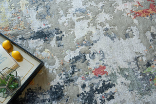 Exquisite Rugs Cosmo 5718 Silver/Multi Area Rug Lifestyle Image Feature