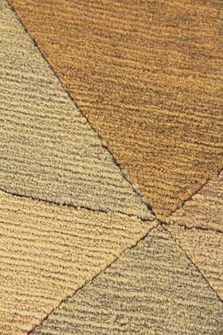 Exquisite Rugs Himalayan 5750 Black Area Rug Closeup Image