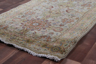 Exquisite Rugs Antique Weave Sultanabad 5808 Ivory/Gold Area Rug Corner Image