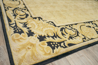 Exquisite Rugs Super Tibetan 5854 Gold/Black Area Rug Corner Image