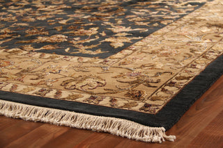 Exquisite Rugs Museum Kashan 5929 Black/Gold Area Rug Corner Image