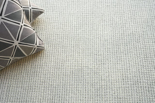 Exquisite Rugs Key West 6027 Light Silver Area Rug Lifestyle Image Feature