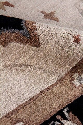 Exquisite Rugs Roman 6081 Ivory/Black Area Rug Lifestyle Image Feature