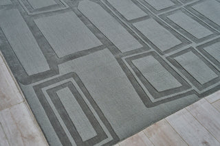 Exquisite Rugs Tempo 6209 Charcoal Gray Area Rug Corner Image