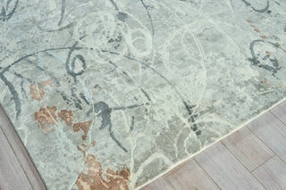 Exquisite Rugs Gianni 6251 Gray/Silver/Rust Area Rug by The Met Corner Image