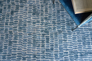 Exquisite Rugs Ink Blot 6311 Navy Area Rug Detail Image