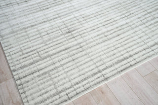 Exquisite Rugs Allure 6337 Ivory/Silver Area Rug Corner Image