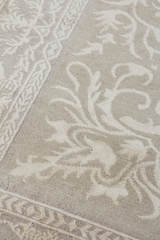 Exquisite Rugs Velvet 6371B Ivory/Silver Area Rug Closeup Image