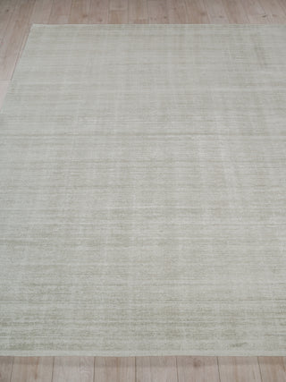 Exquisite Rugs Martelli Modern 6432 Light Silver Area Rug Closeup Image