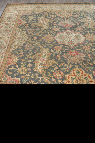 Exquisite Rugs Polonaise 6558 Black Area Rug Closeup Image