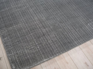 Exquisite Rugs Cabrini Modern 6732 Gray Area Rug Corner Image