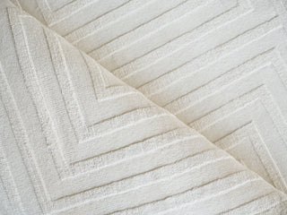 Exquisite Rugs Tovello Modern 6746 White Area Rug Pile Image