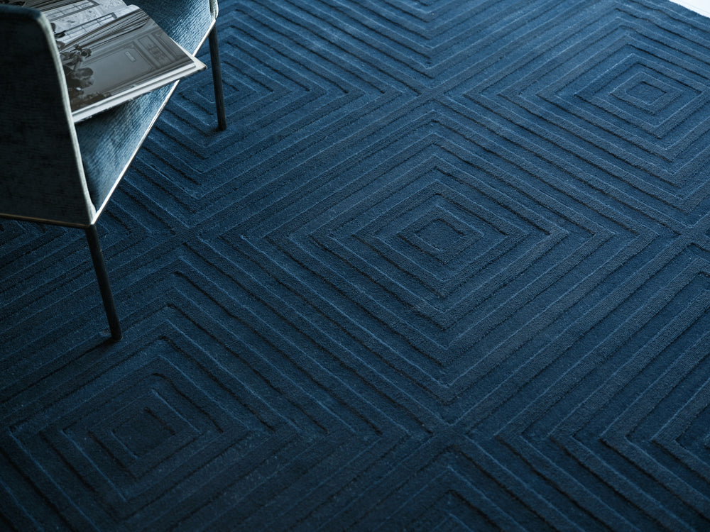 Exquisite Rugs Tovello Modern 6748 Navy Area Rug Lifestyle Image Feature