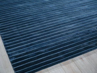 Exquisite Rugs Amani Modern 6765 Navy Area Rug Corner Image