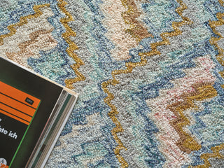 Exquisite Rugs Bargello 6814 Light Blue/Multi Area Rug 