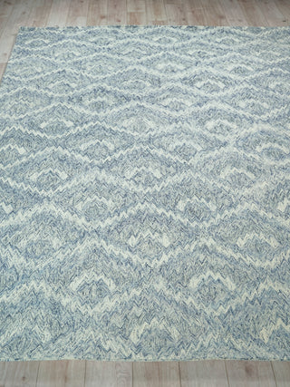 Exquisite Rugs Bargello 6815 Light Blue Area Rug Closeup Image