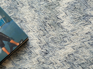 Exquisite Rugs Bargello 6815 Light Blue Area Rug 