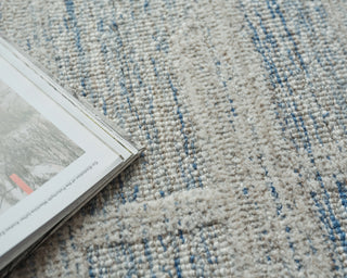 Exquisite Rugs Park City 6838 Blue/Ivory Area Rug 