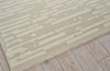 Exquisite Rugs Carmel 6860 Silver/Ivory Area Rug Corner Image