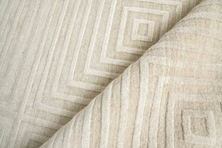 Exquisite Rugs Lotus 6951 Beige/Brown Area Rug by The Met Pile Image