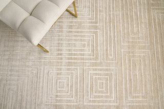 Exquisite Rugs Lotus 6952 Beige/Brown Area Rug by The Met Detail Image