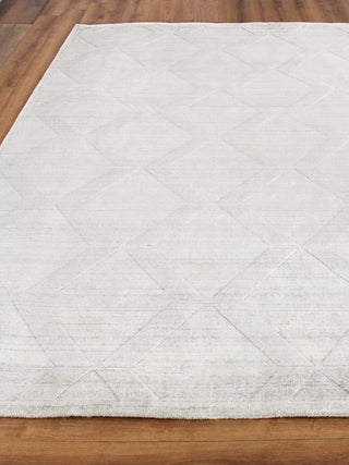 Exquisite Rugs Lotus 6968 Ivory Area Rug by The Met Closeup Image