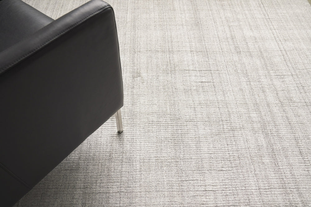 Exquisite Rugs Ambrose 6976 Gray Area Rug by The Met Lifestyle Image Feature