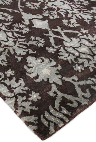 Exquisite Rugs Metro 7034 Brown/Light Blue Area Rug Lifestyle Image Feature