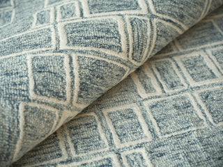 Exquisite Rugs Soho 7137 Blue/Ivory Area Rug Lifestyle Image Feature