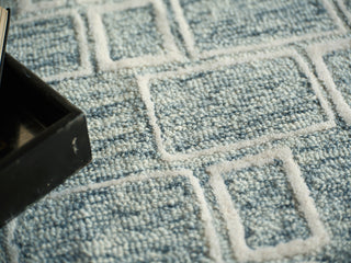 Exquisite Rugs Soho 7137 Blue/Ivory Area Rug 