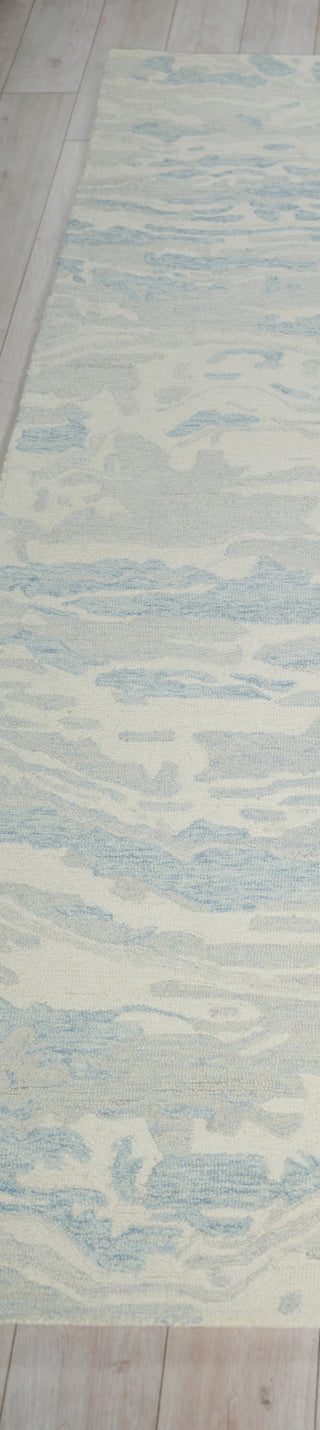 Exquisite Rugs Cortero 7157 Light Blue/Ivory Area Rug Closeup Image