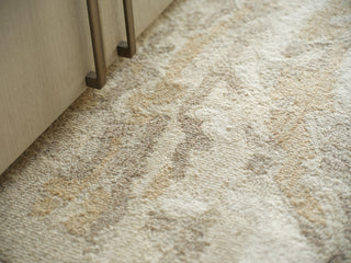 Exquisite Rugs Cortero 7163 Gold/Ivory Area Rug Lifestyle Image Feature