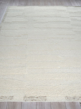 Exquisite Rugs Cozi 7240 Ivory/Beige Area Rug Closeup Image